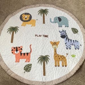 Safari quilted play mat